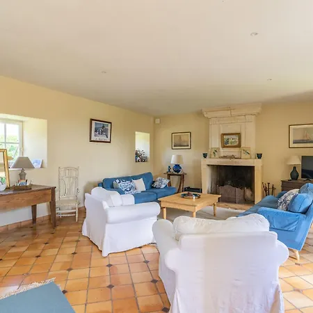 Σπίτι διακοπών Maison De Avec Piscine Sainte-Gemme (Charente-Maritime)